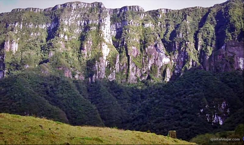 Cadeia de montanhas da Serra Geral - Anit