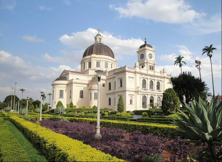 Viajar no feriado da Semana Santa para a cidade de Batatais - S