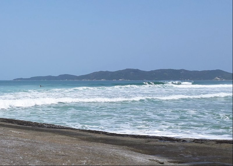 Bombinhas - Litoral Norte Catarinense - Costa Esmeralda - Estado de Santa Catarina - Regi