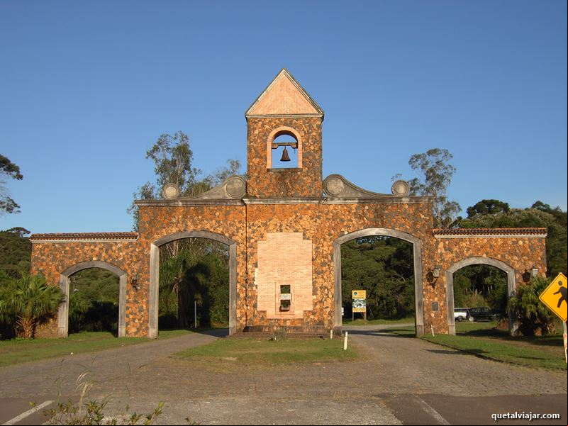 Portal de Entrada da Estrada da Graciosa - Paran