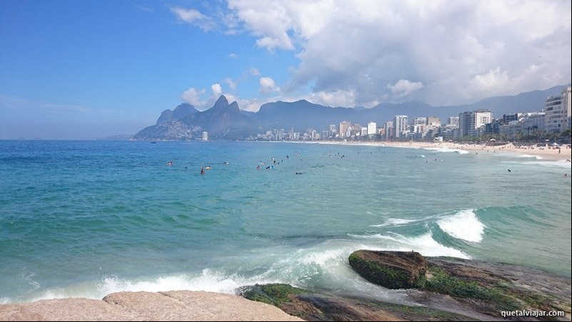 Destinos de viagem - O que fazer no Rio de Janeiro - Praia de Ipanema, Praia do Leblon, Morro Dois Irm