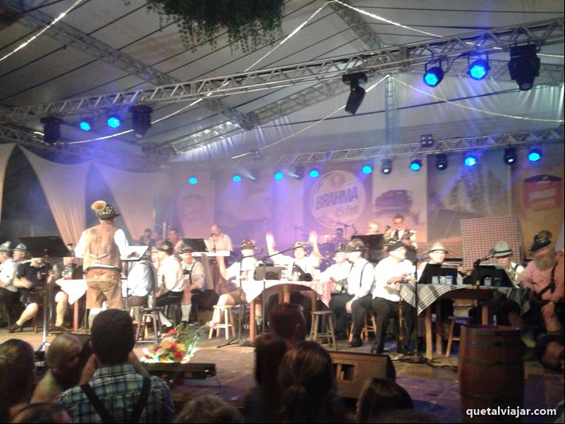 Oktoberfest de Blumenau - Santa Catarina - Viajar à Oktoberfest