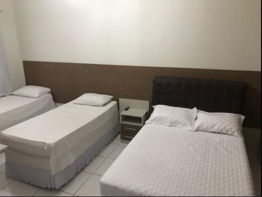 Hotel L